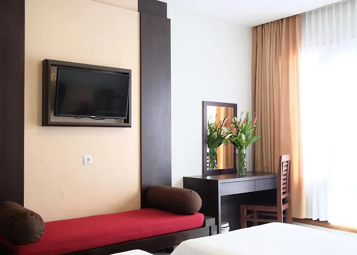 The Grand Hill Resort-Hotel