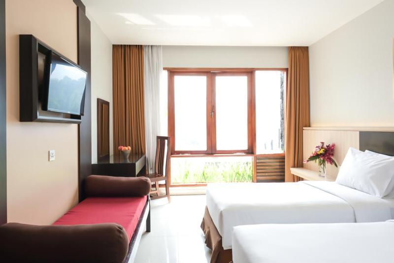 The Grand Hill Resort-hotel Puncak