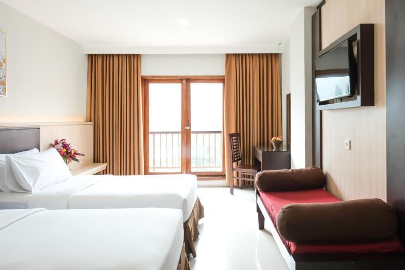 The Grand Hill Resort-hotel Hotel 4*
